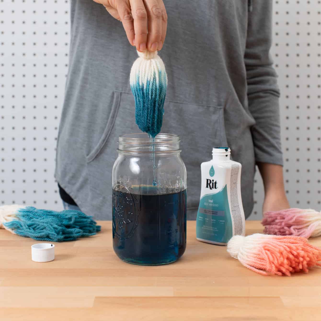 Rit Dye Liquid 8oz - All Purpose Dye - Same Day Shipping (TEAL)