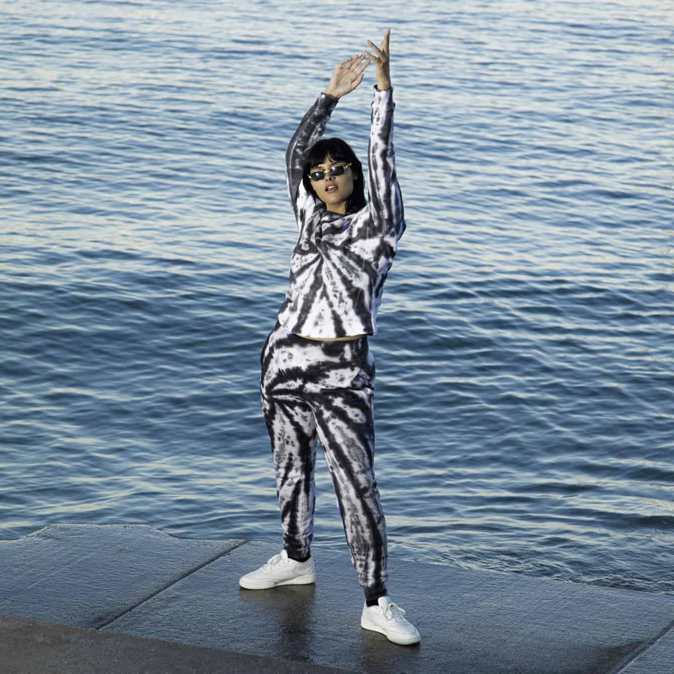 Get Black Back Dye Kit